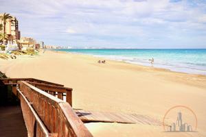 ¡Piso con vistas panorámicas en la Manga del Mar Menor km 4! photo 0