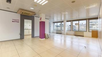 Oficina - Barcelona photo 0