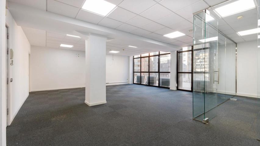 Oficina - Barcelona photo 0
