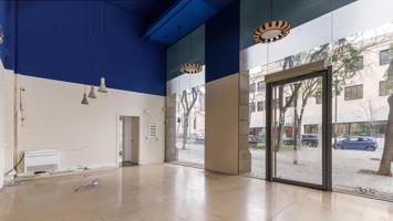 Local comercial - Barcelona photo 0