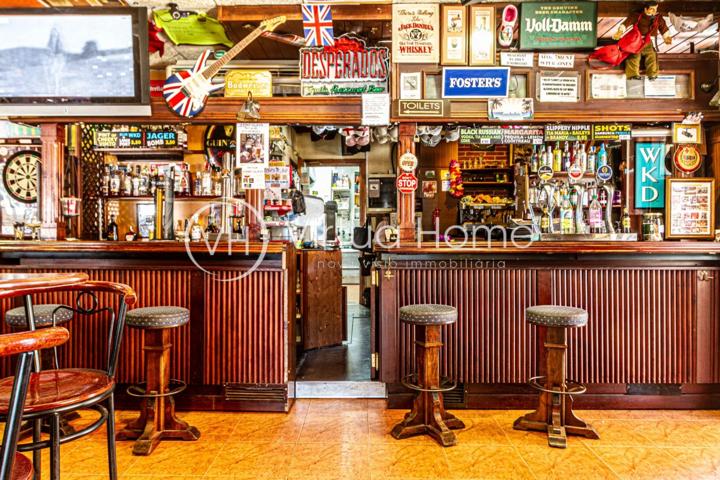 Pub compuesto por 3 locales photo 0