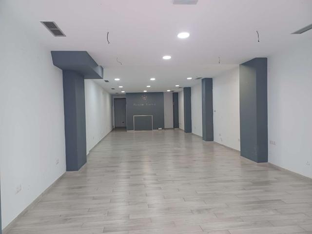 Industrial En venta en Calle Marbella, 7 (local 1). 29640, Fuengirola (málaga), Fuengirola photo 0