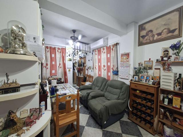 Piso En venta en Calle Huerto De Los Claveles. 29013, Málaga, Málaga photo 0