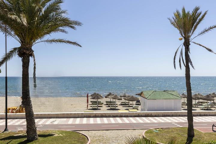 Piso En venta en Avenida Entremares, 66. 04740, Roquetas De Mar (almería), Roquetas De Mar photo 0