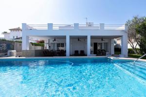 Villa En venta en Calle Iguazú, 7. 04740, Roquetas De Mar (almería), Roquetas De Mar photo 0