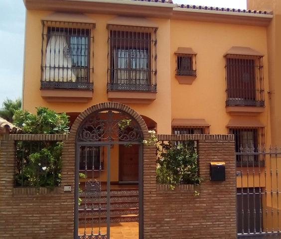 Casa En venta en Fuengirola photo 0