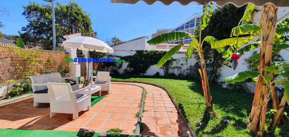 Villa En venta en Almuñécar photo 0