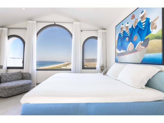 Exclusiva Villa con Impresionantes Vistas al Mar – Oportunidad Única en Atlanterra Inmobiliaria Tarifa Cadiz photo 0