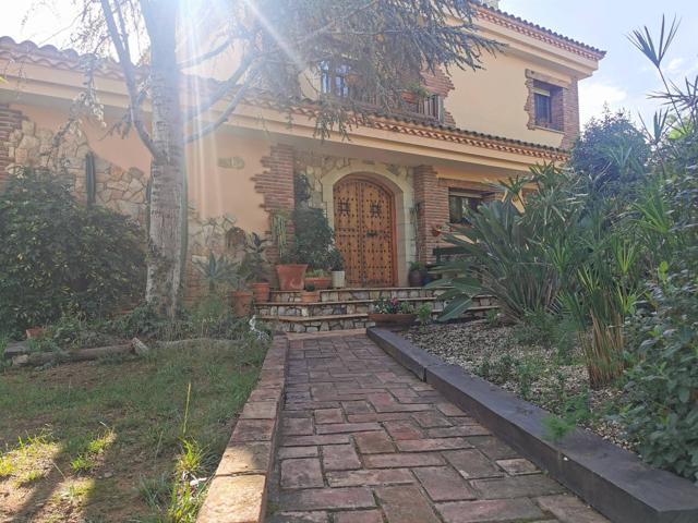 ESPECTACULAR CASA CON TERRENO EN LA SELVA DEL CAMP photo 0