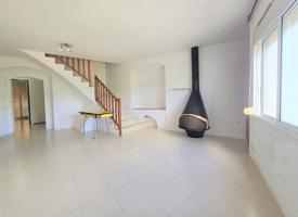 Amplia Casa en venta en el corazón de Maspujols - Oportunidad única photo 0