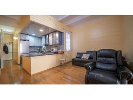 Piso en venta en rentabilidad en calle Sant Antoni Maria Claret photo 0