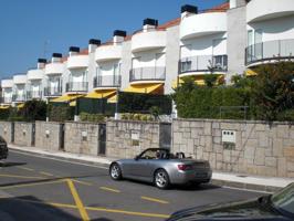Unifamiliar Pareada En venta en Paseo Praia De Silgar, 112, Sanxenxo, Sanxenxo photo 0