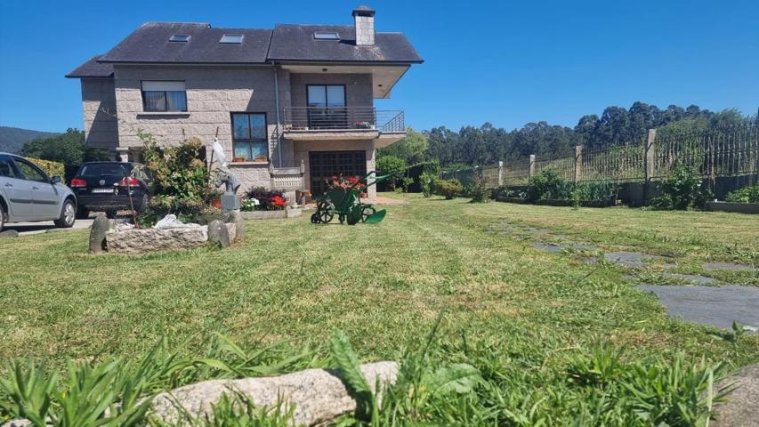 Casa En venta en Calle De Galicia, 58, Meaño photo 0