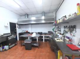 SE VENDE LOCAL COMERCIAL JUNTO A PLAZA DE PATRAIX photo 0