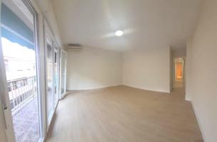 VENTA DE VIVIENDA REFORMADA EN CENTRO MANISES photo 0