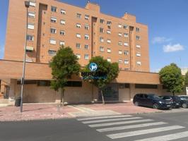 Se alquila estupendo Local comercial en Calle Santander, Alcala de Henares. Madrid photo 0