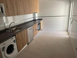 Vivienda de 2 dormitorios, 1 baño. Con garaje y trastero. Centro de Tarancon photo 0