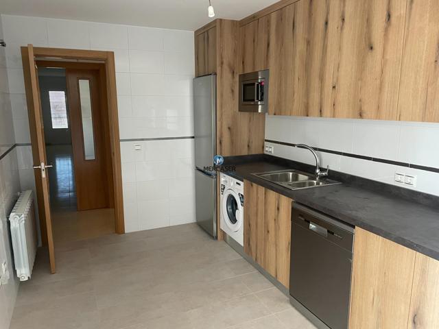 Vivienda de 2 dormitoros con garaje y trastero. Centro de Tarancon photo 0