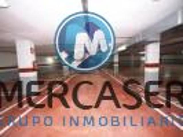 Plazas de garaje en venta en Centro Comercial Nueva Alcalá photo 0