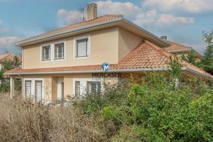 Chalet independiente en venta, C- del Olmo, Pozuelo del Rey, Madrid photo 0