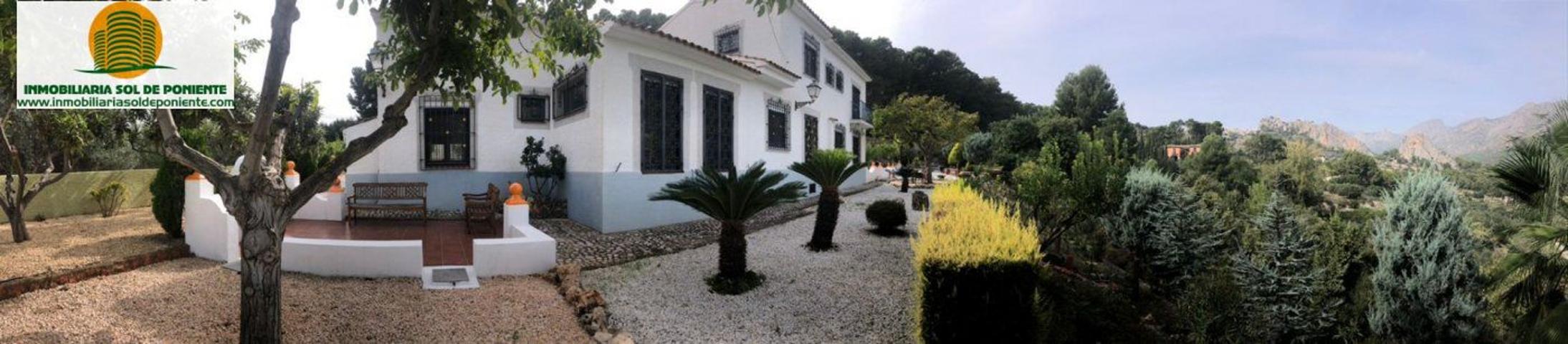 Masia Exclusiva en plena naturaleza , El Castell de Guadalest. photo 0