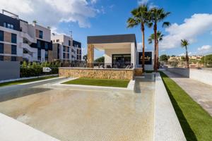 VIVIENDA EN PLANTA BAJA, CON JARDÍN PRIVADO Y PISCINA COMUNITARIA photo 0