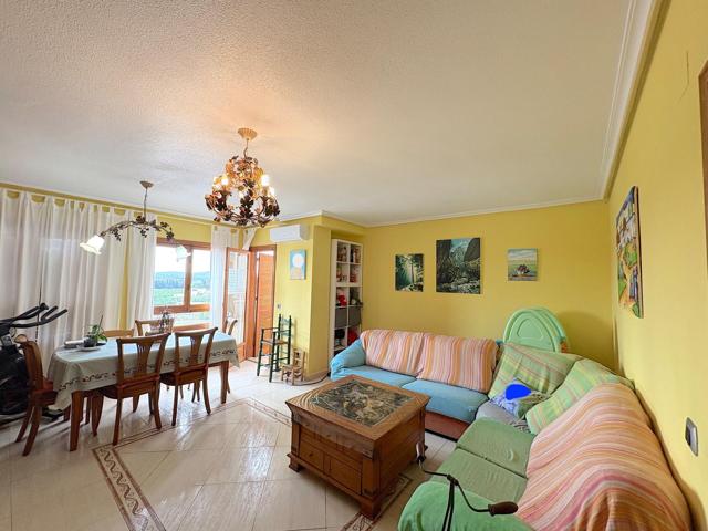 Amplio y Luminoso Piso en la Plaza Libertad de Almoradí photo 0