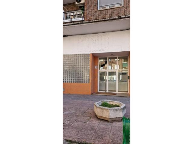 Local en venta en El Pilar-La Estación photo 0