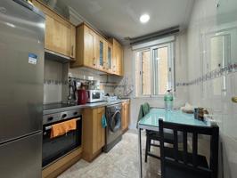 Piso En venta en Oviedo photo 0