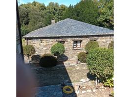 Venta de amplia casa en Castroverde photo 0