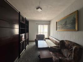 VIVIENDA EN CARABANCHEL photo 0