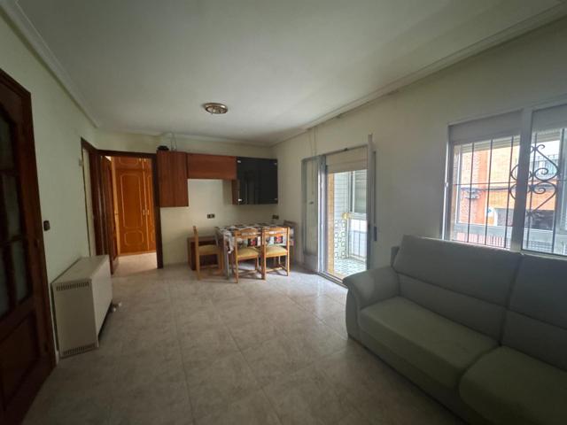 VIVIENDA EN CARABANCHEL photo 0