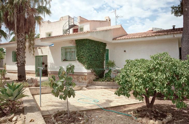 Villa En venta en Benidorm photo 0