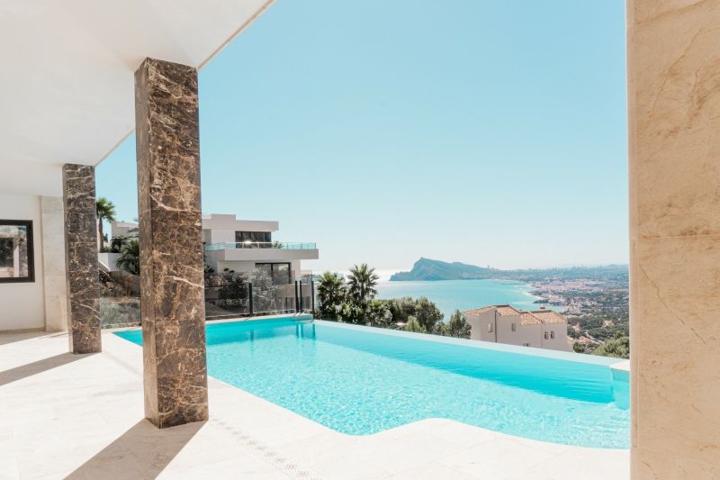 Villa En venta en Altea photo 0