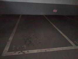 BT&CO VENDE PLAZA DE GARAJE , PARA COCHE GRANDE , FRENTRE AL ASCENSOR , ENTRADA AMPLIA DE GARAJE . ZONA EL BERCIAL photo 0