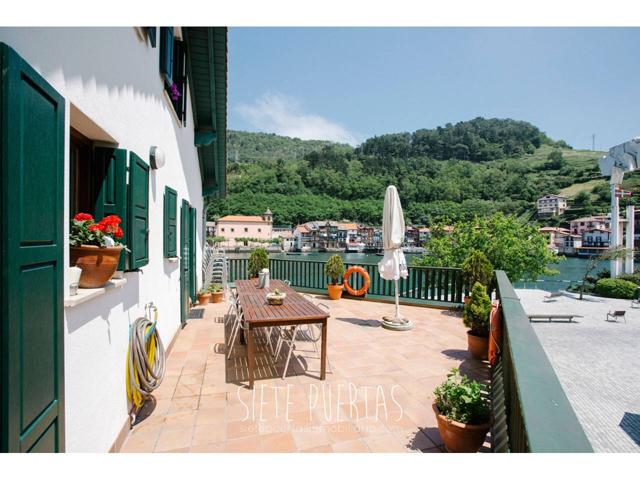 ¿Se imagina dormir mecido por el susurro del mar? Vivienda unifamiliar adosada junto al embarcadero de San Pedro. photo 0