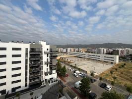 Exclusivo piso en Córdoba, zona Hipercor: confort y estilo en un entorno privilegiado photo 0