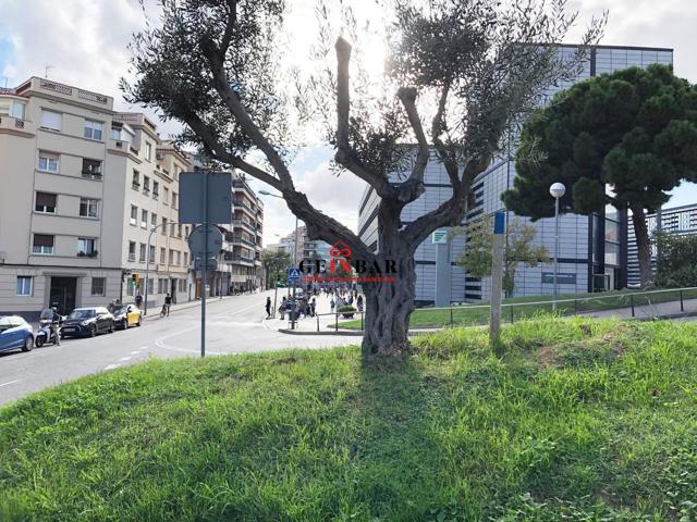 OPORTUNIDAD DE INVERSIÓN EN SARRIÀ - LES TRES TORRES photo 0