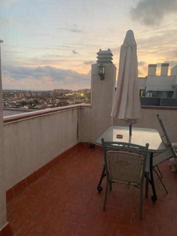 PRECIOSO PISO DÚPLEX CON TERRAZA PRIVADA Y BALCONES photo 0