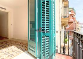 GEINBAR VENDE.- PRECIOSO PISO TOTALMENTE REFORMADO EN EL CORAZÓN DE SARRIÀ photo 0