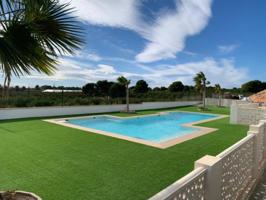 Chalet en venta en Pinar de Campoverde photo 0