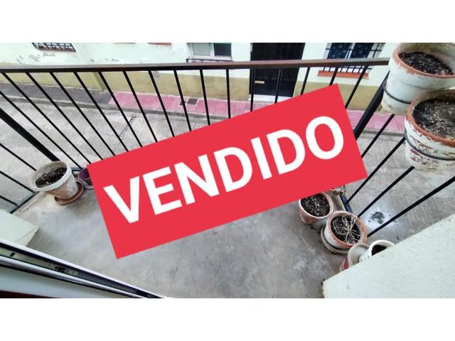 Piso En venta en Amer photo 0