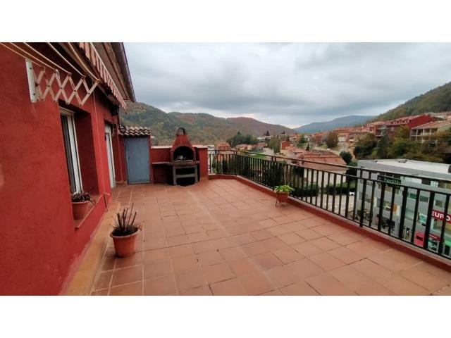  Ático En venta en Ripoll photo 0