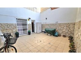 Piso En venta en Calella photo 0