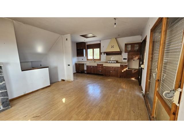 Casa En venta en Castellar Del Vallès photo 0
