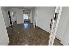 Piso En venta en Barcelona photo 0