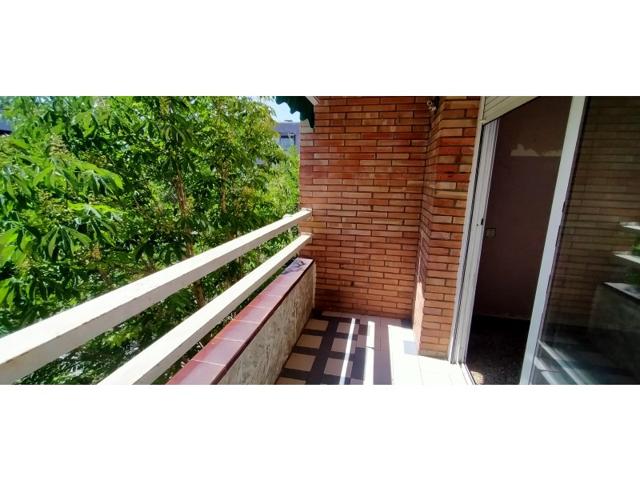 Piso En venta en Girona photo 0