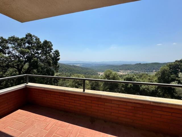 Local En venta en Castellar Del Vallès photo 0