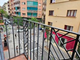 Piso En venta en Barcelona photo 0