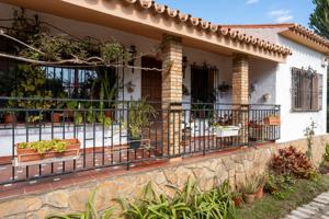 Chalet en el corazón de Arroyo de la Miel, Benalmádena photo 0